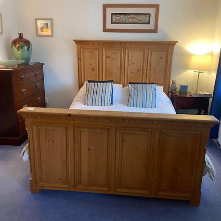 Beautiful Private Room With Kingsize Bed And Large Private En-Suite ピーターバラ エクステリア 写真